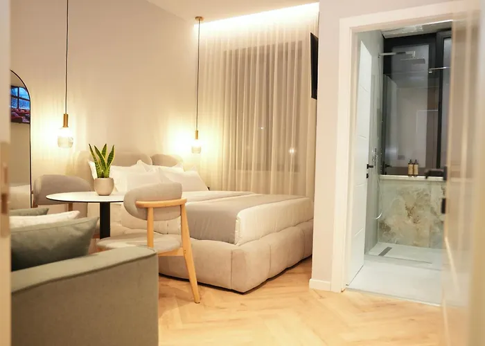 Nea Deluxe Apartment