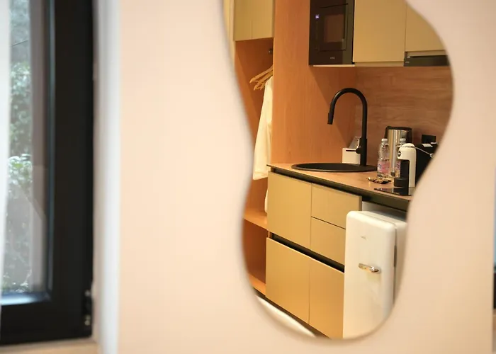 Nea Deluxe Apartment *